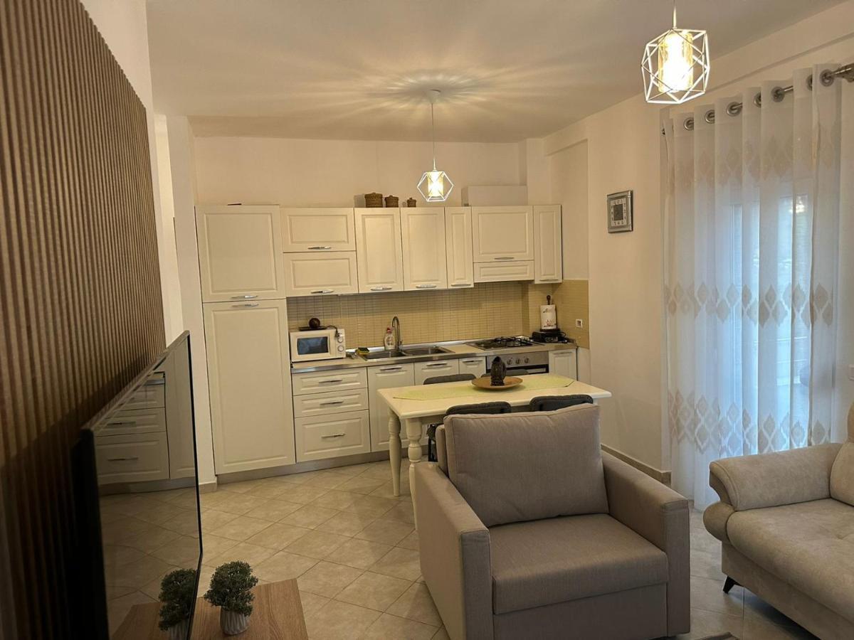 Sibora'S Apartment Golem  Bagian luar foto